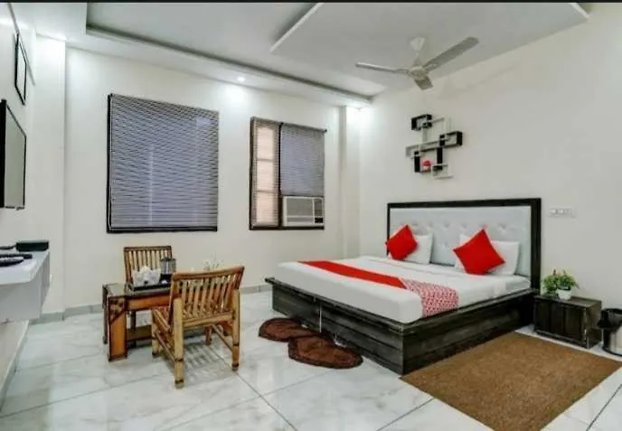 Hotel O Seventy Stay In Sohana 4*,  India