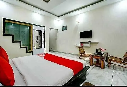 Hotel O Seventy Stay In Sohana