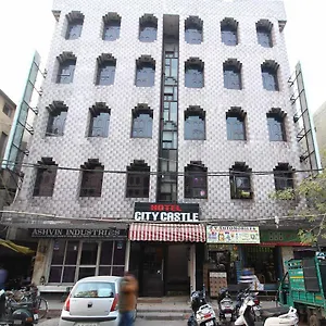 Castle Hotel